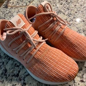 New balance coral shoes